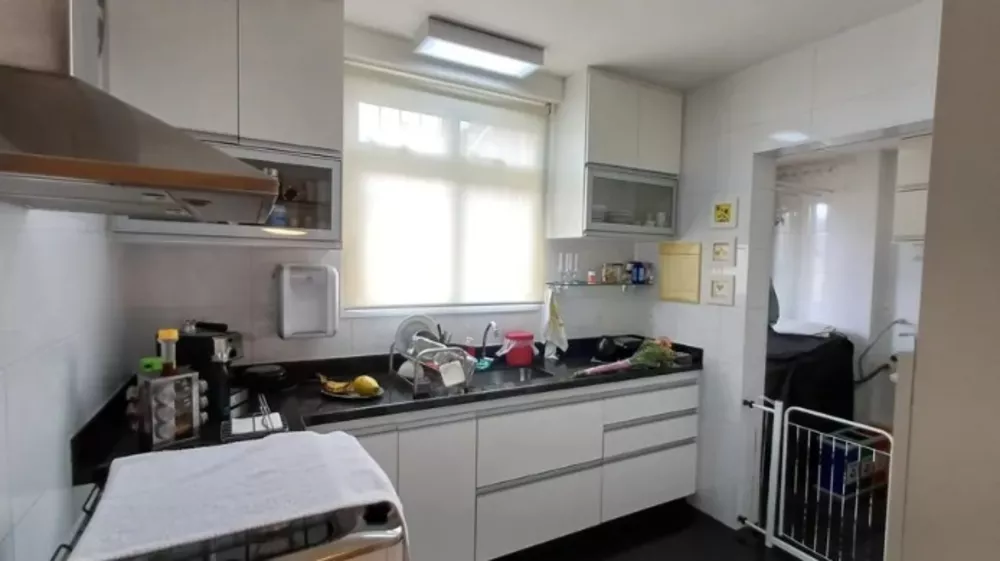 Apartamento à venda com 3 quartos, 132m² - Foto 4