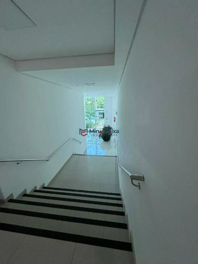 Apartamento à venda com 3 quartos, 110m² - Foto 3