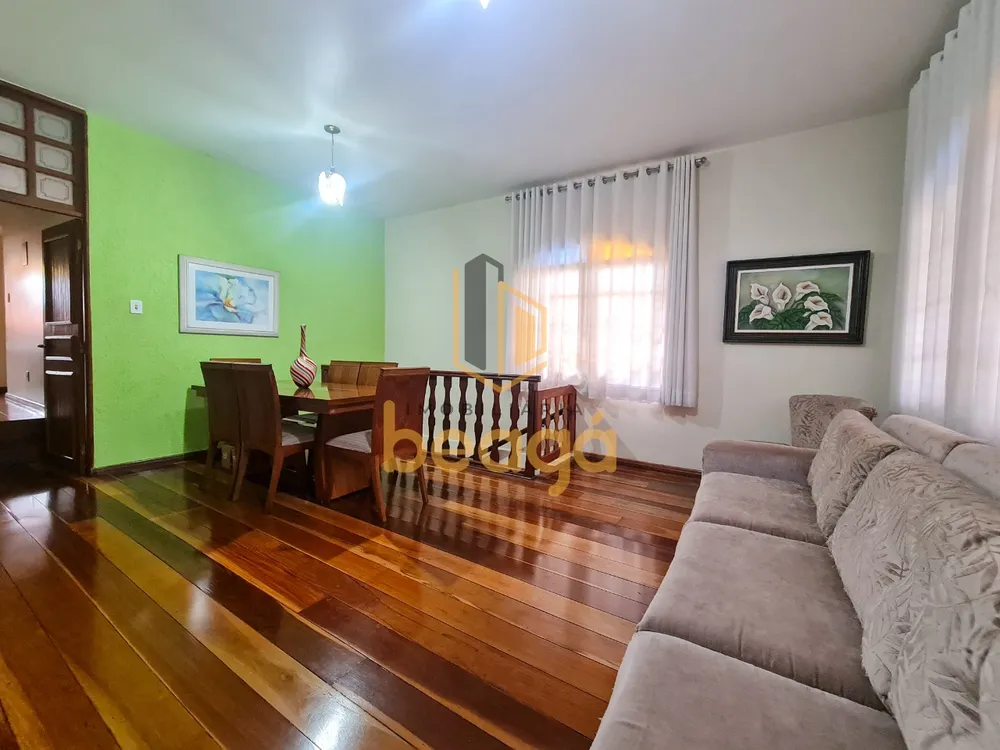 Casa, 3 quartos, 196 m² - Foto 2