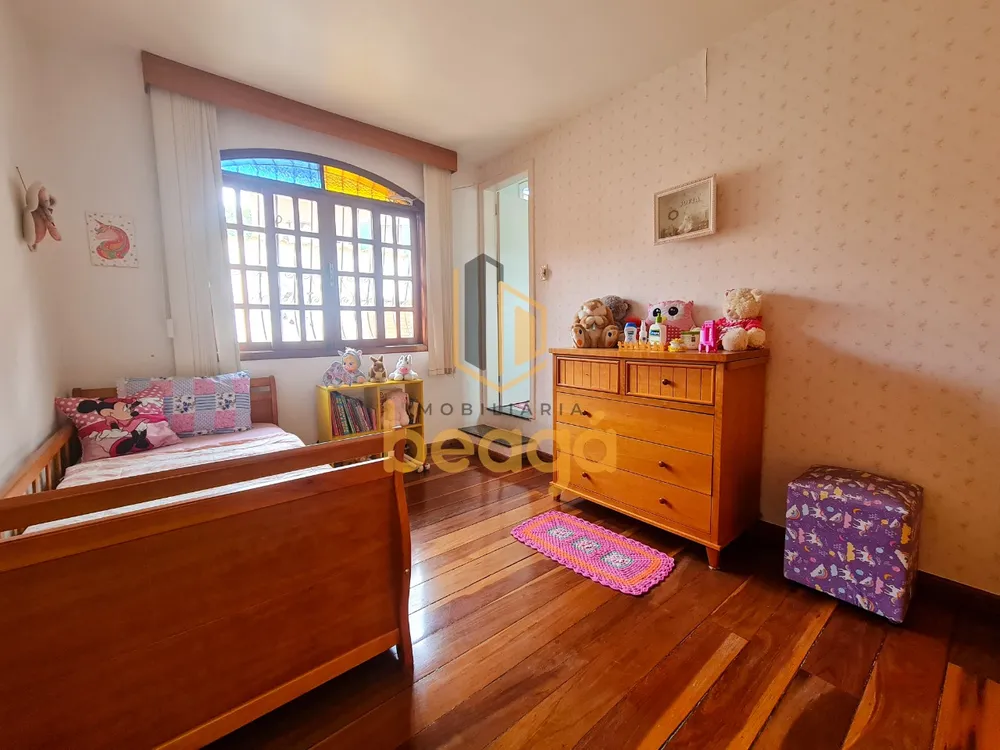 Casa, 3 quartos, 196 m² - Foto 3