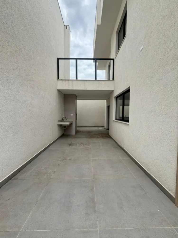 Casa, 3 quartos, 209 m² - Foto 3