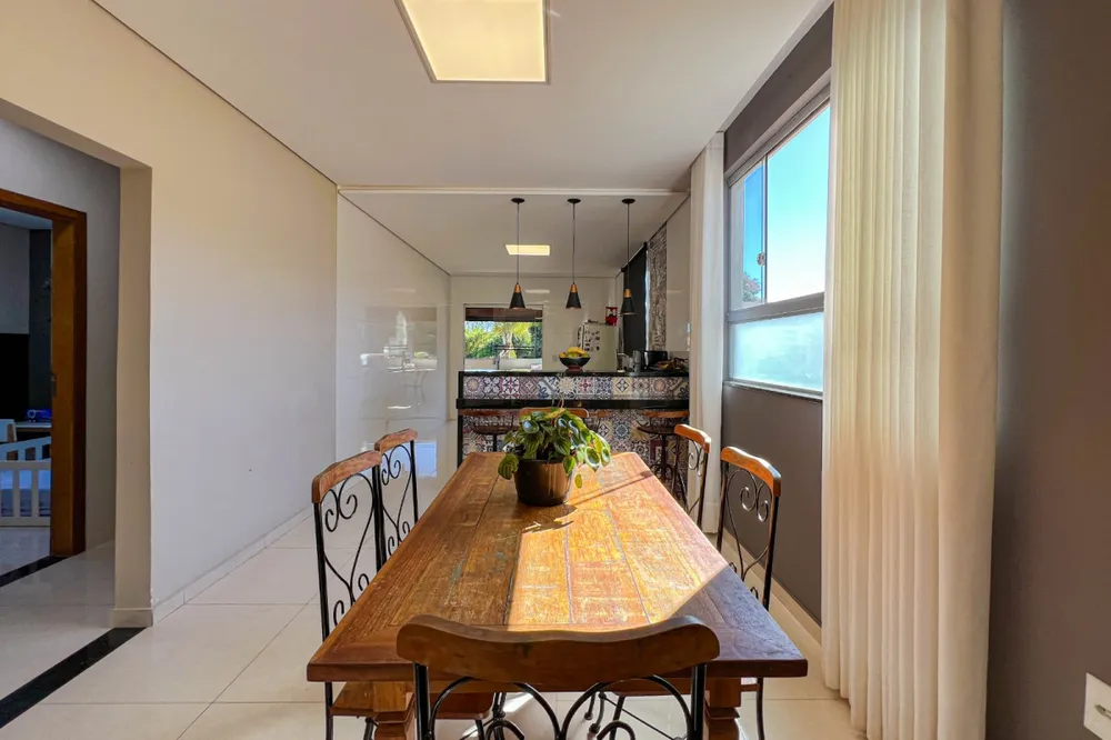 Casa, 3 quartos, 270 m² - Foto 8