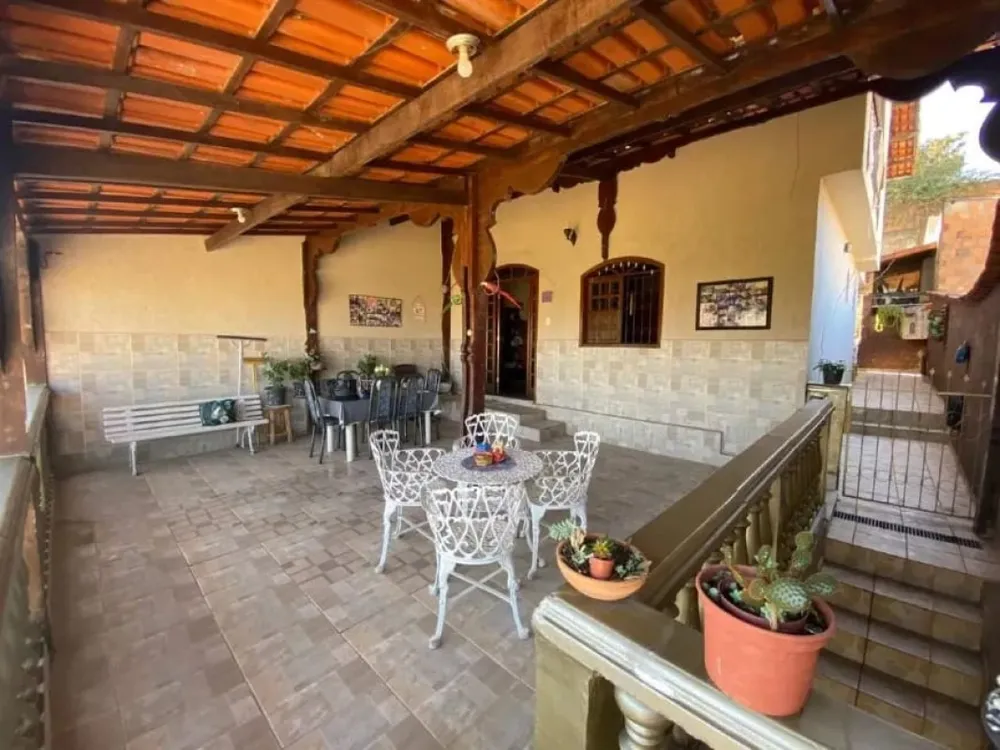 Casa, 4 quartos, 77 m² - Foto 1