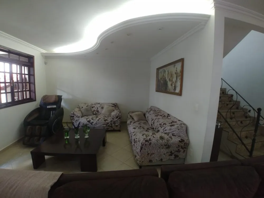 Casa, 3 quartos, 240 m² - Foto 5