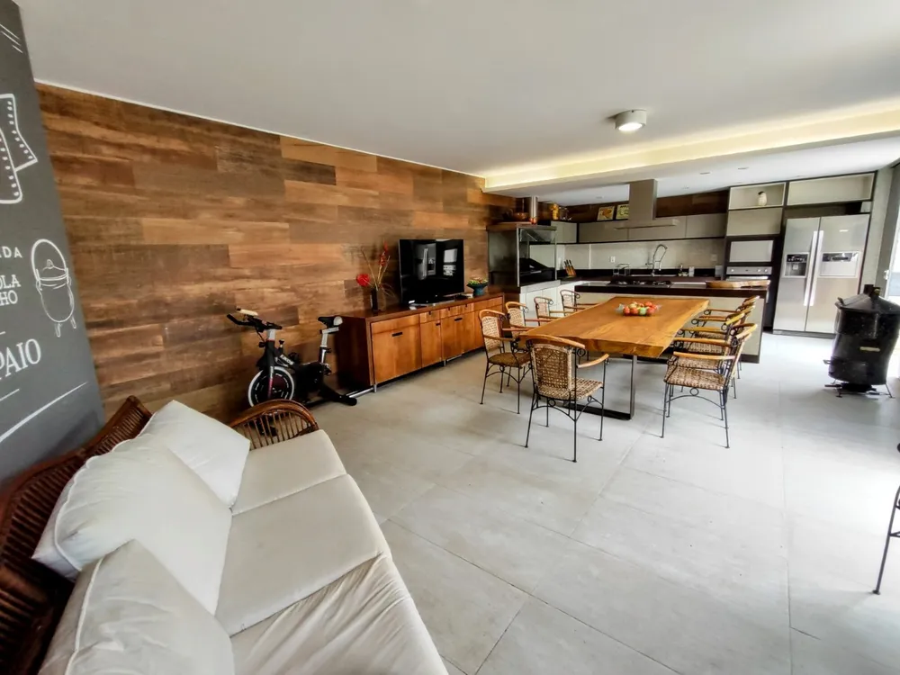 Casa, 4 quartos, 786 m² - Foto 1