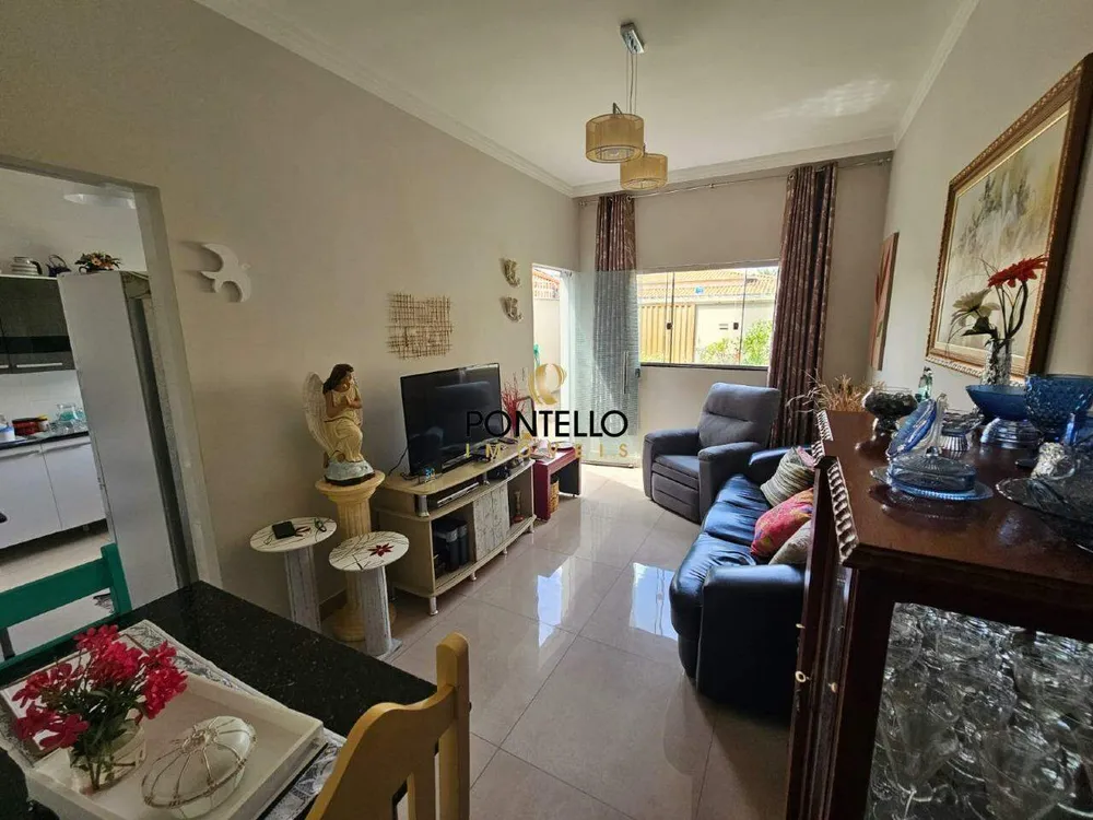 Casa, 3 quartos, 82 m² - Foto 1