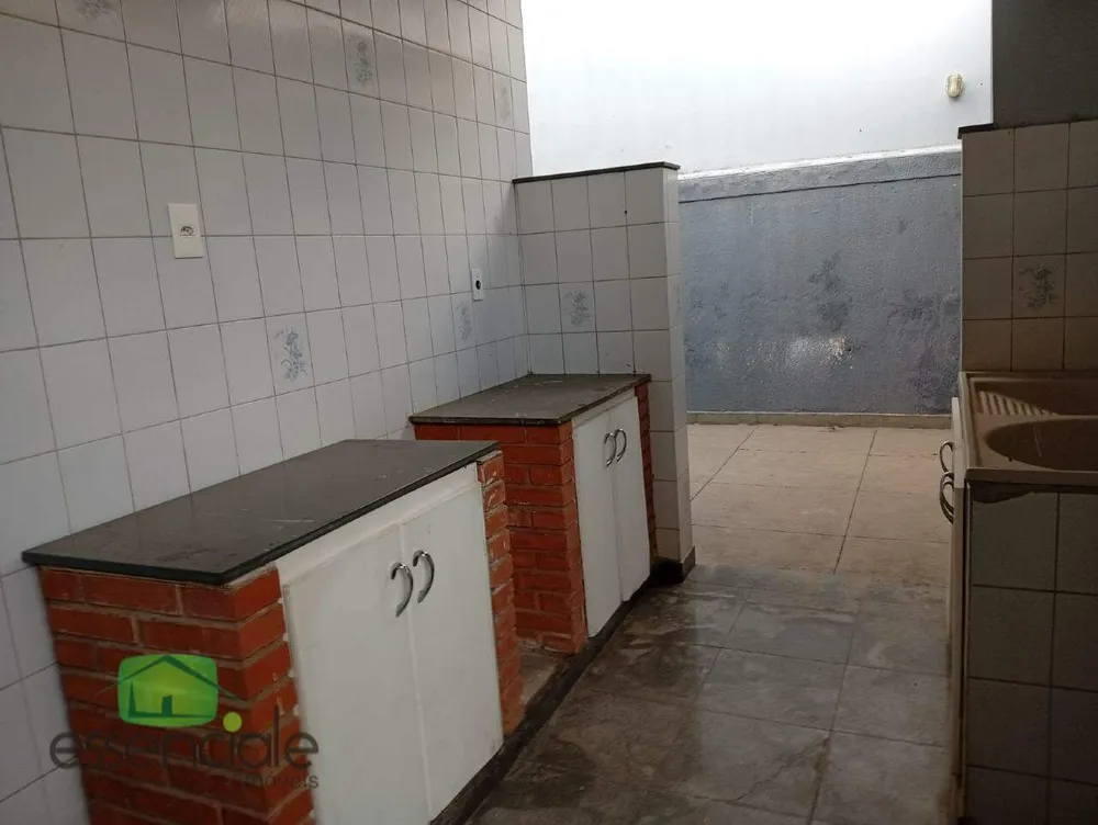Casa, 3 quartos, 360 m² - Foto 3