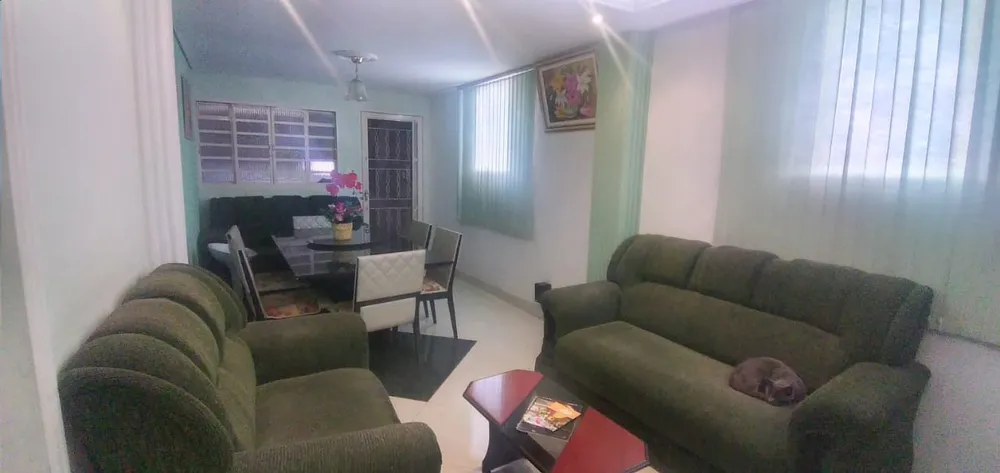 Casa, 2 quartos, 170 m² - Foto 1