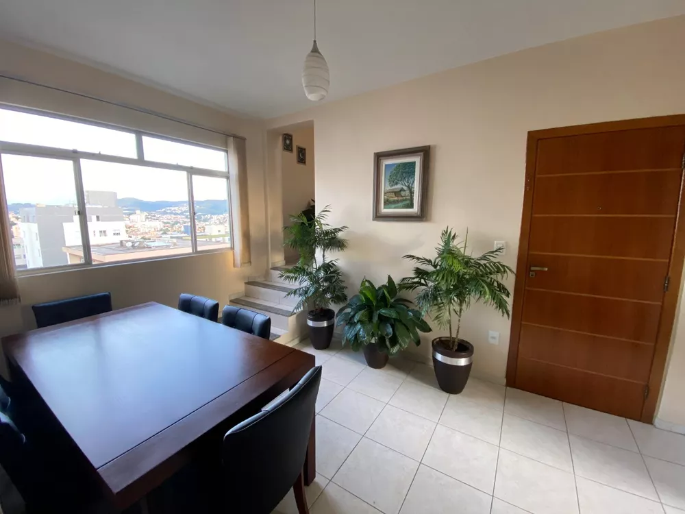 Cobertura à venda com 4 quartos, 160m² - Foto 2