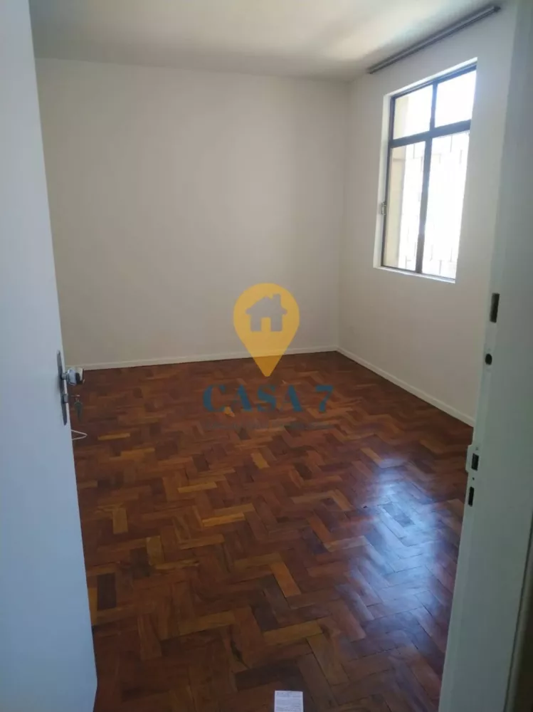 Apartamento à venda com 3 quartos, 85m² - Foto 2