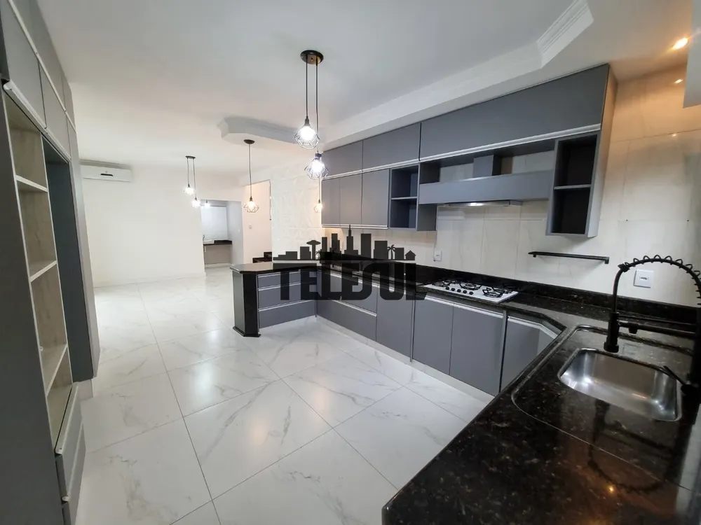 Casa, 3 quartos, 265 m² - Foto 12