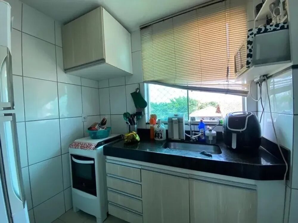 Apartamento à venda com 3 quartos, 72m² - Foto 2
