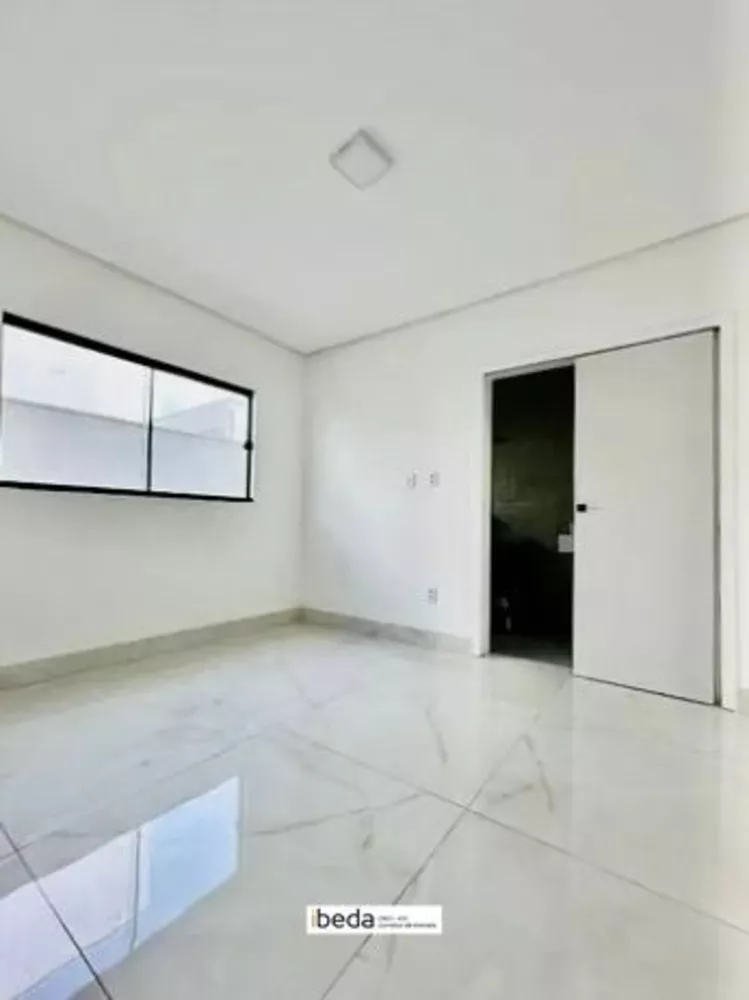 Casa de Condomínio à venda com 3 quartos, 200m² - Foto 12