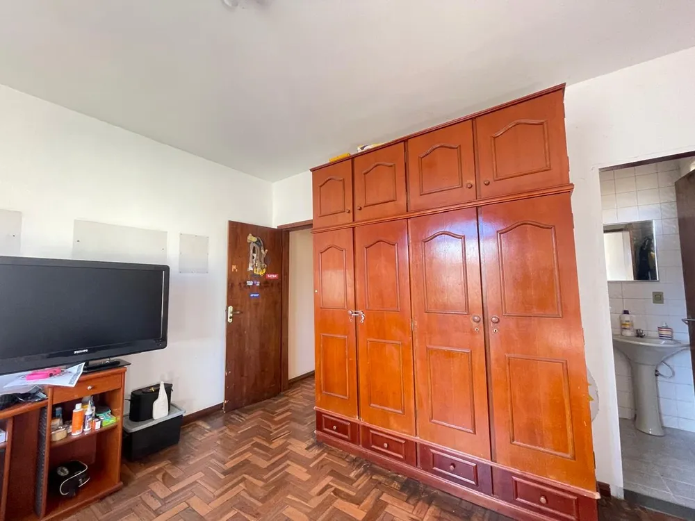 Casa, 6 quartos, 203 m² - Foto 11