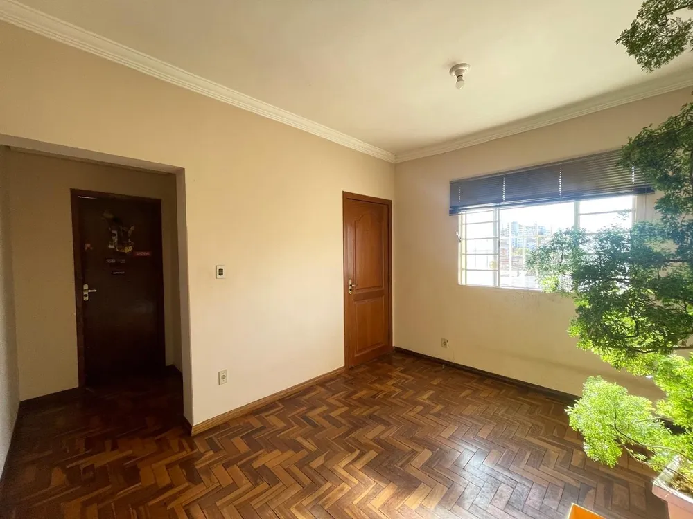 Casa, 6 quartos, 203 m² - Foto 3