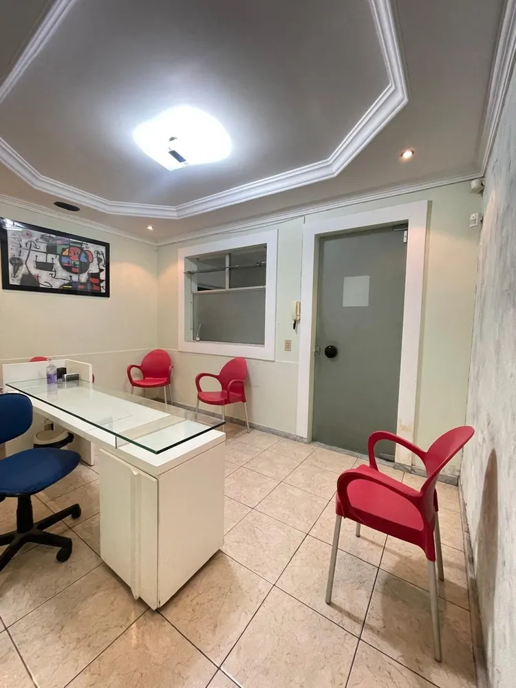 Casa, 6 quartos, 203 m² - Foto 2