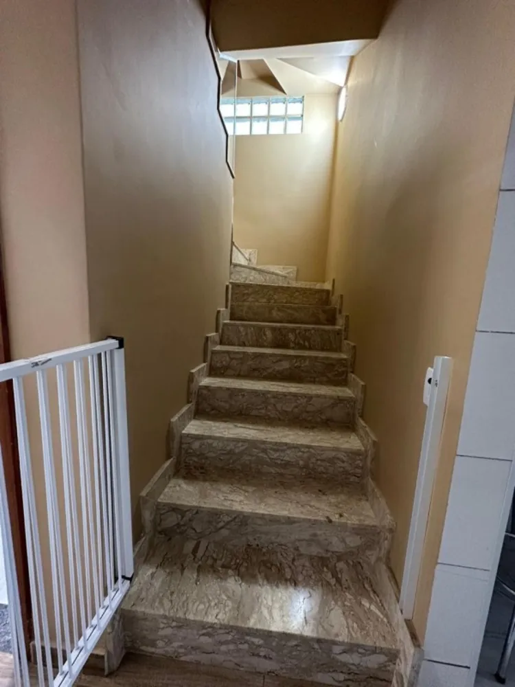 Casa, 3 quartos, 270 m² - Foto 3
