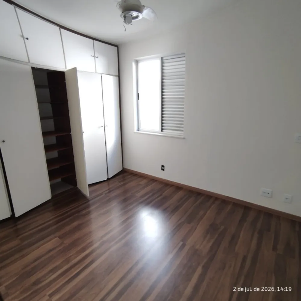 Apartamento, 3 quartos, 100 m² - Foto 2