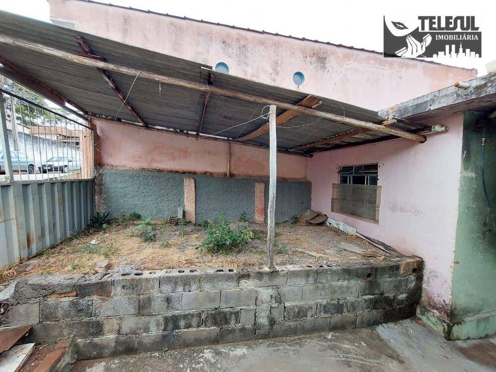 Casa à venda com 2 quartos, 288m² - Foto 10