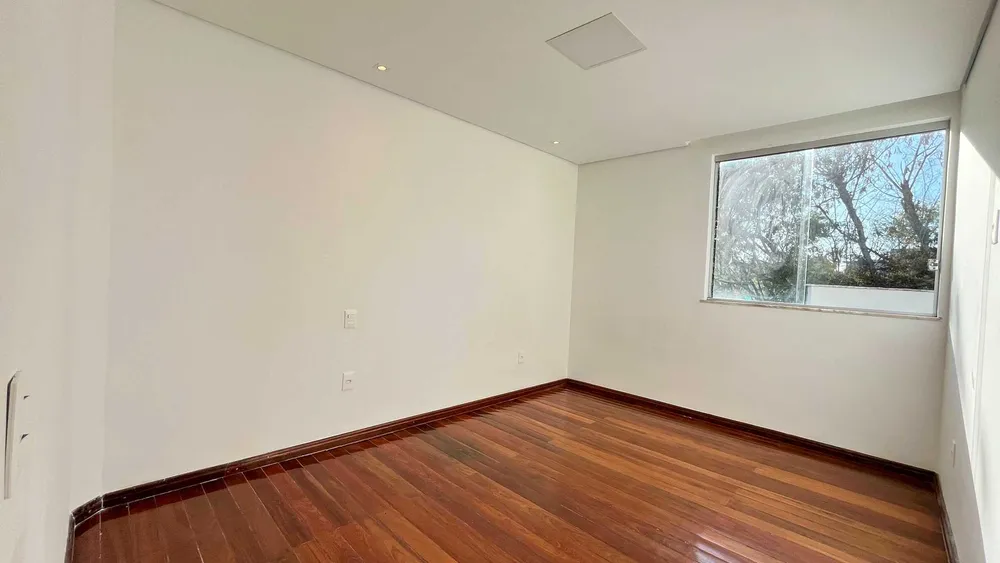 Casa, 3 quartos, 228 m² - Foto 4