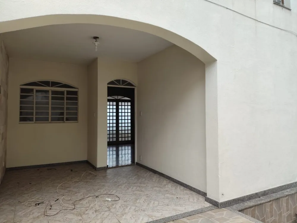 Casa, 5 quartos, 351 m² - Foto 3