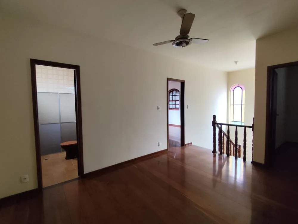 Casa, 5 quartos, 351 m² - Foto 9