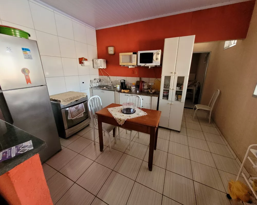 Casa à venda com 2 quartos, 150m² - Foto 13