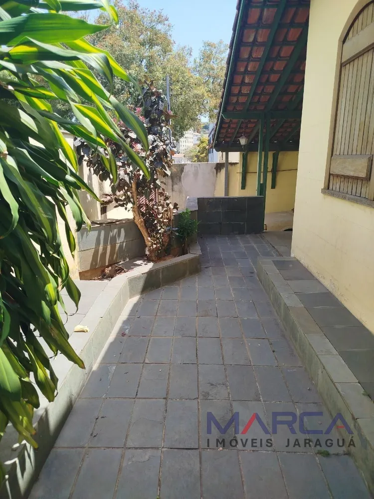 Casa, 3 quartos, 378 m² - Foto 1