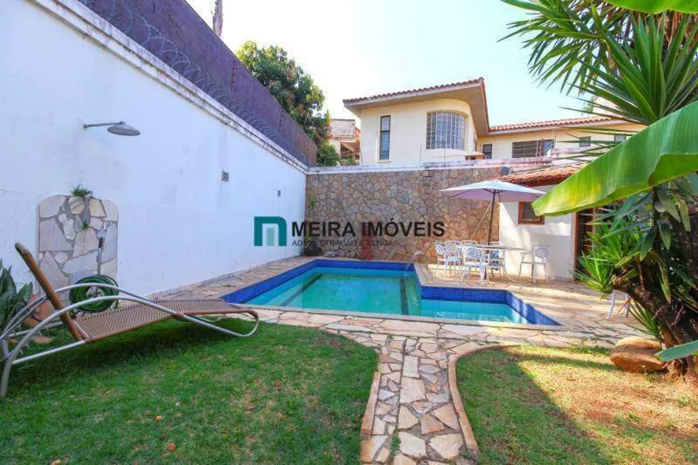 Casa, 4 quartos, 402 m² - Foto 1