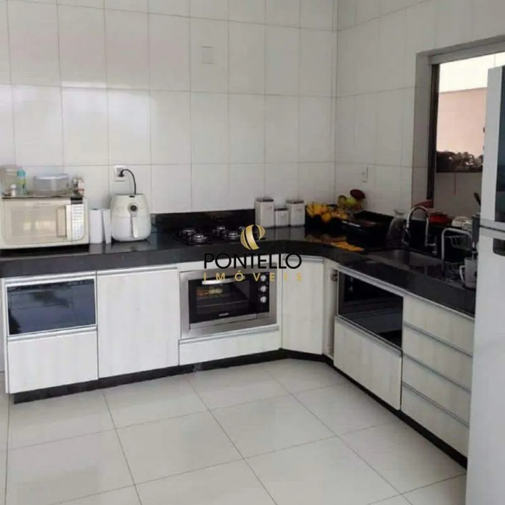 Casa, 3 quartos, 180 m² - Foto 3
