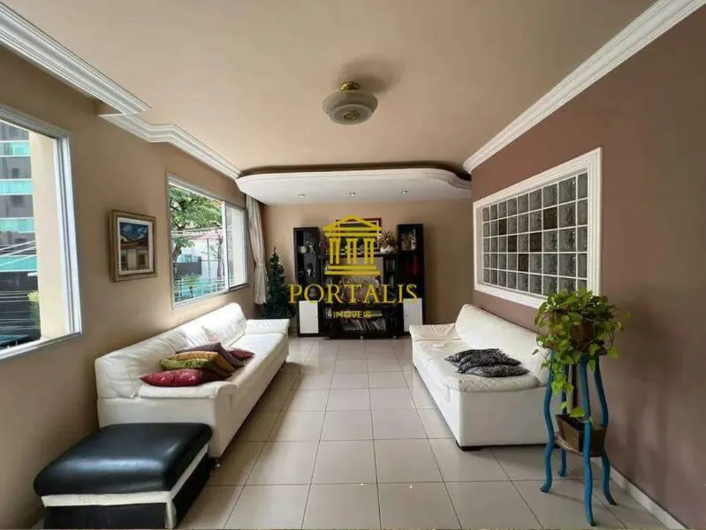 Cobertura, 4 quartos, 214 m² - Foto 1
