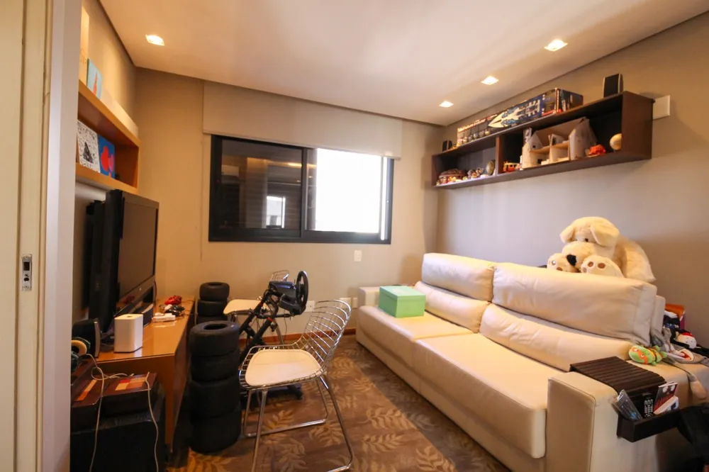 Apartamento, 4 quartos, 216 m² - Foto 10