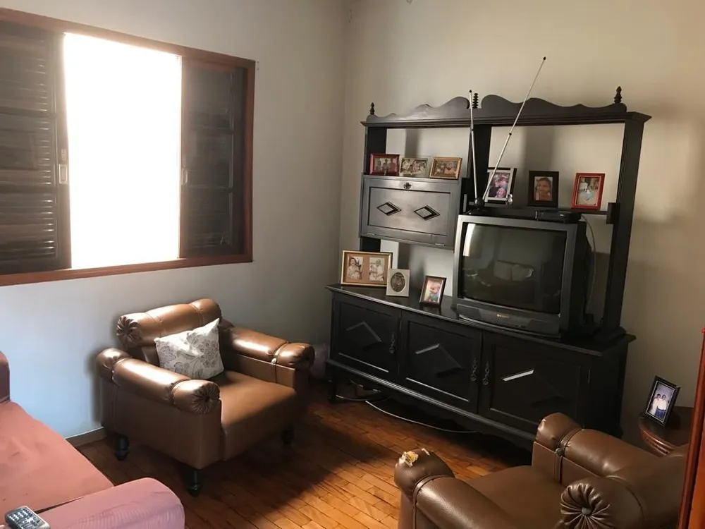 Casa, 5 quartos, 294 m² - Foto 2