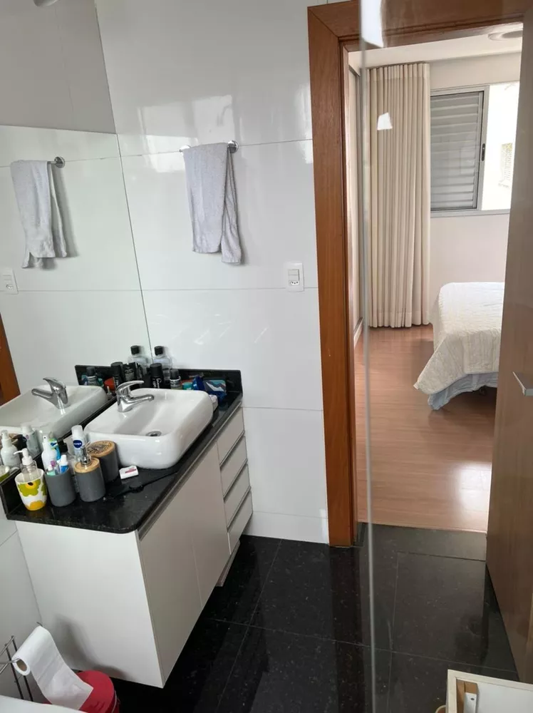 Apartamento à venda com 4 quartos, 150m² - Foto 5