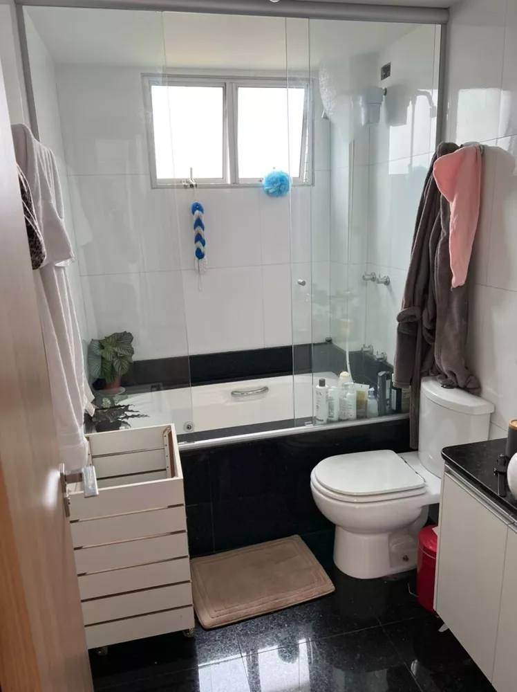 Apartamento à venda com 4 quartos, 150m² - Foto 3