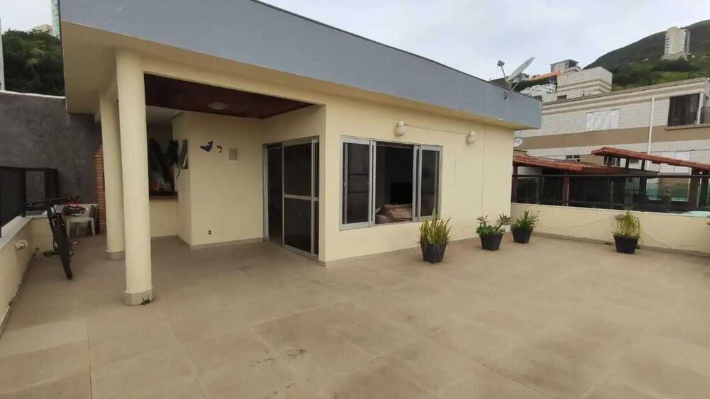 Cobertura à venda com 3 quartos, 200m² - Foto 1