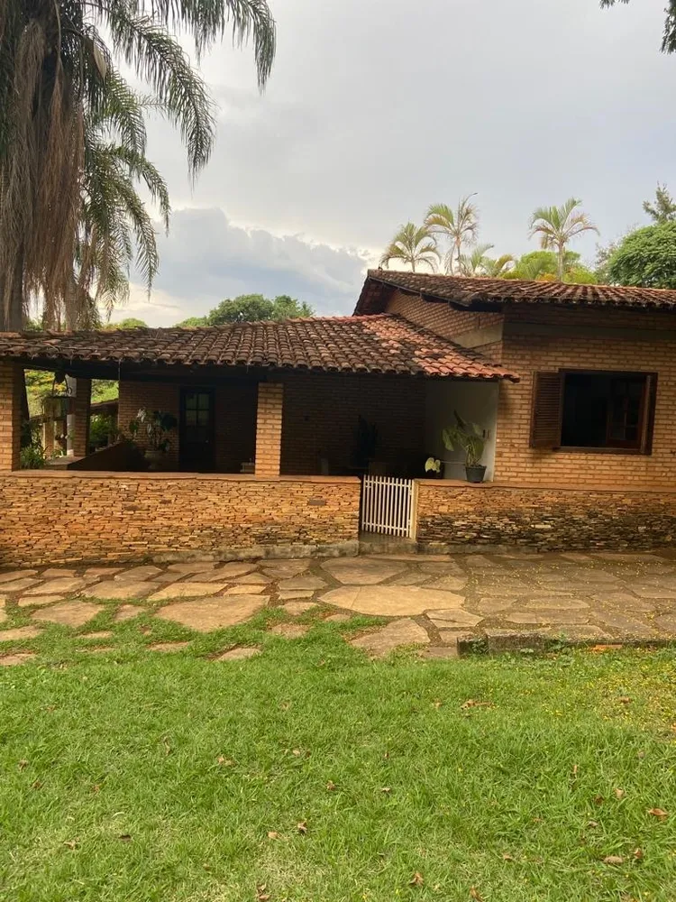 Chácara, 4 quartos, 227 m² - Foto 2