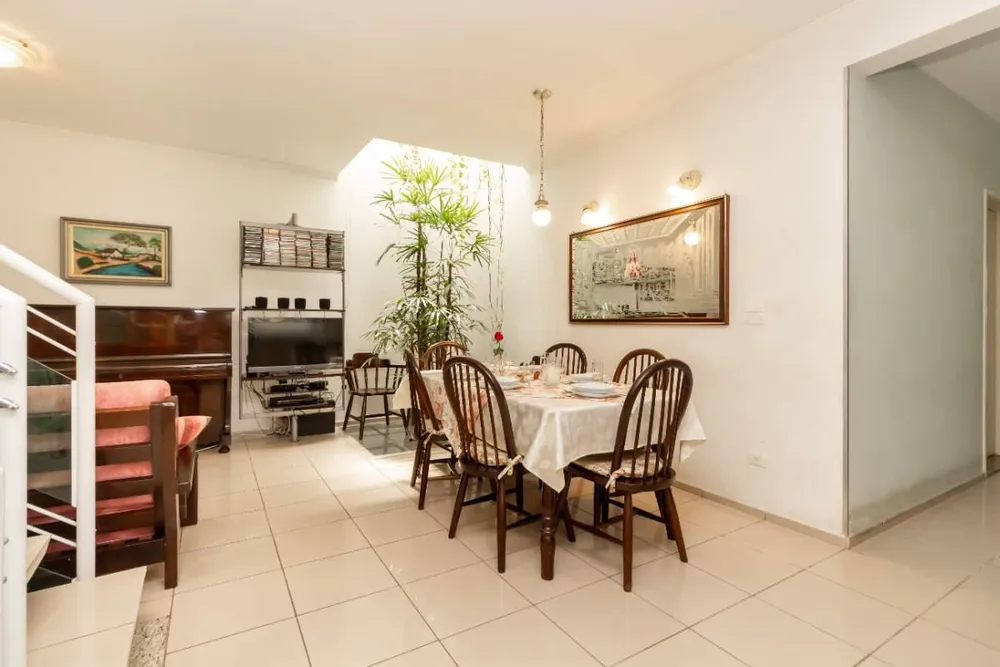 Casa, 4 quartos, 125 m² - Foto 1