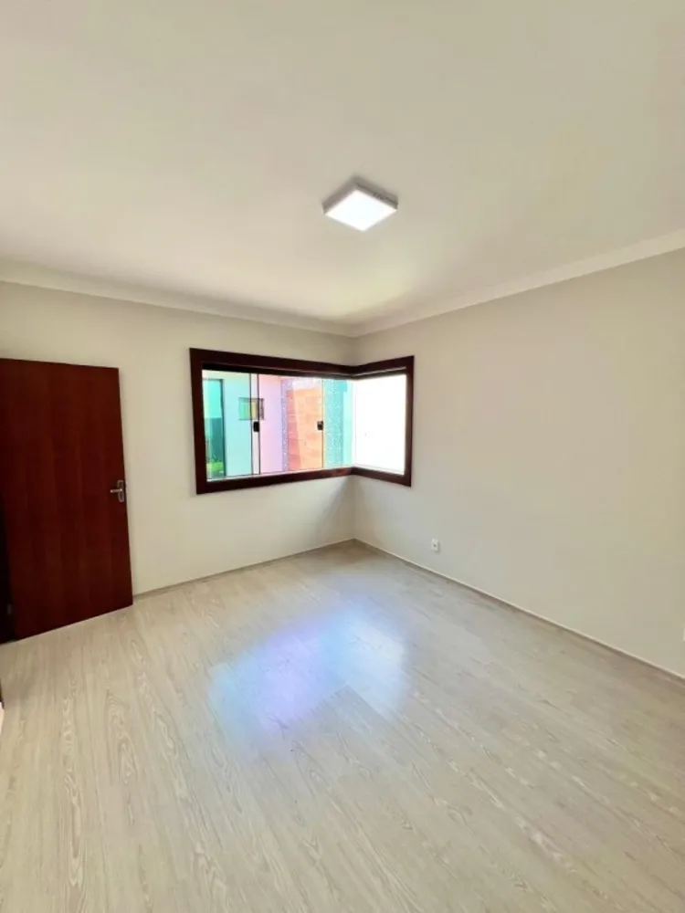 Casa, 4 quartos, 300 m² - Foto 19