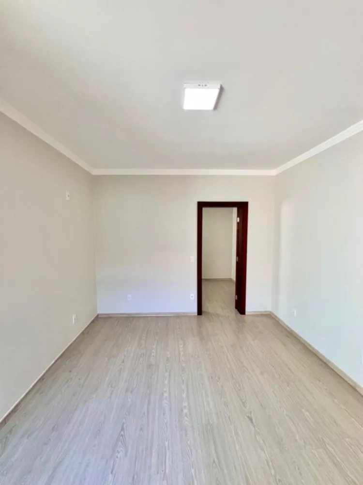 Casa, 4 quartos, 300 m² - Foto 12