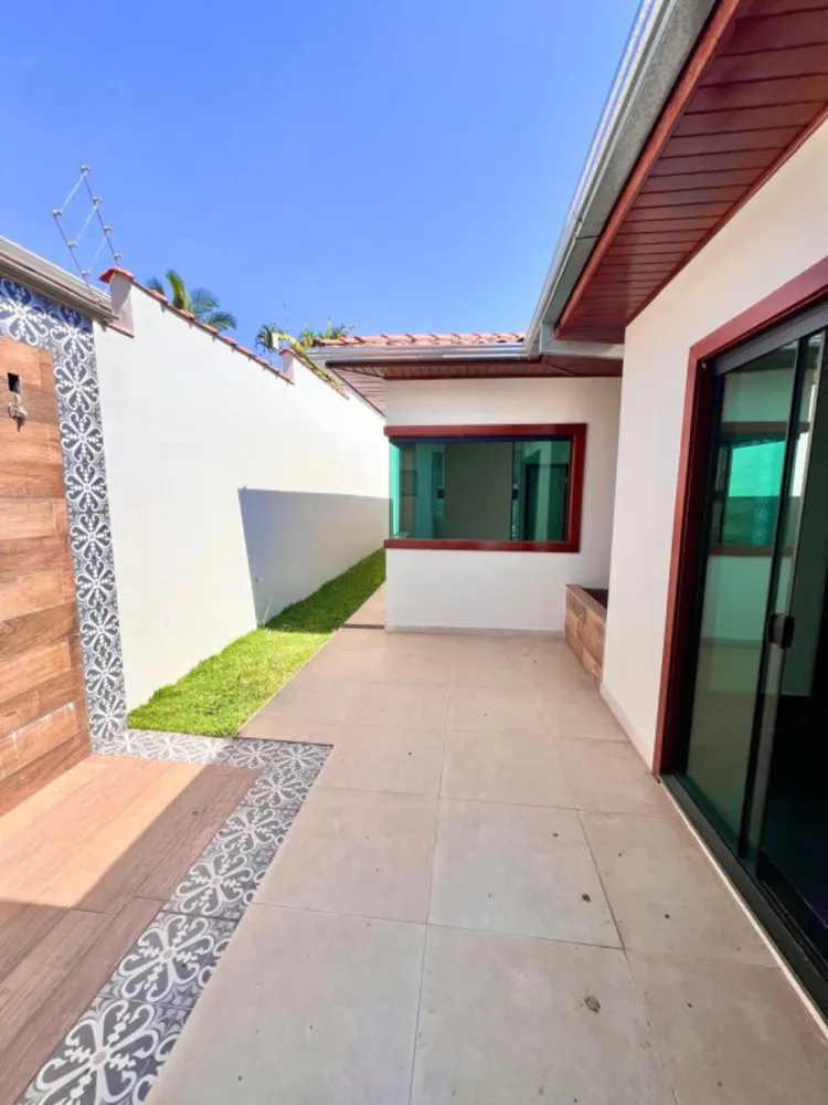 Casa, 4 quartos, 300 m² - Foto 4