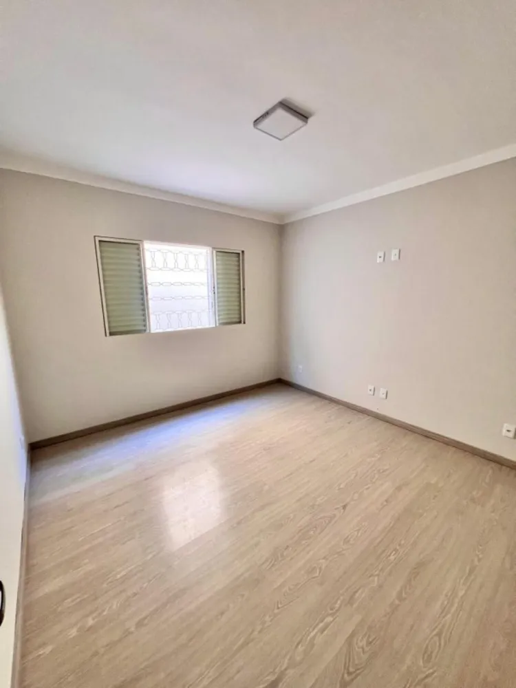 Casa, 4 quartos, 300 m² - Foto 10