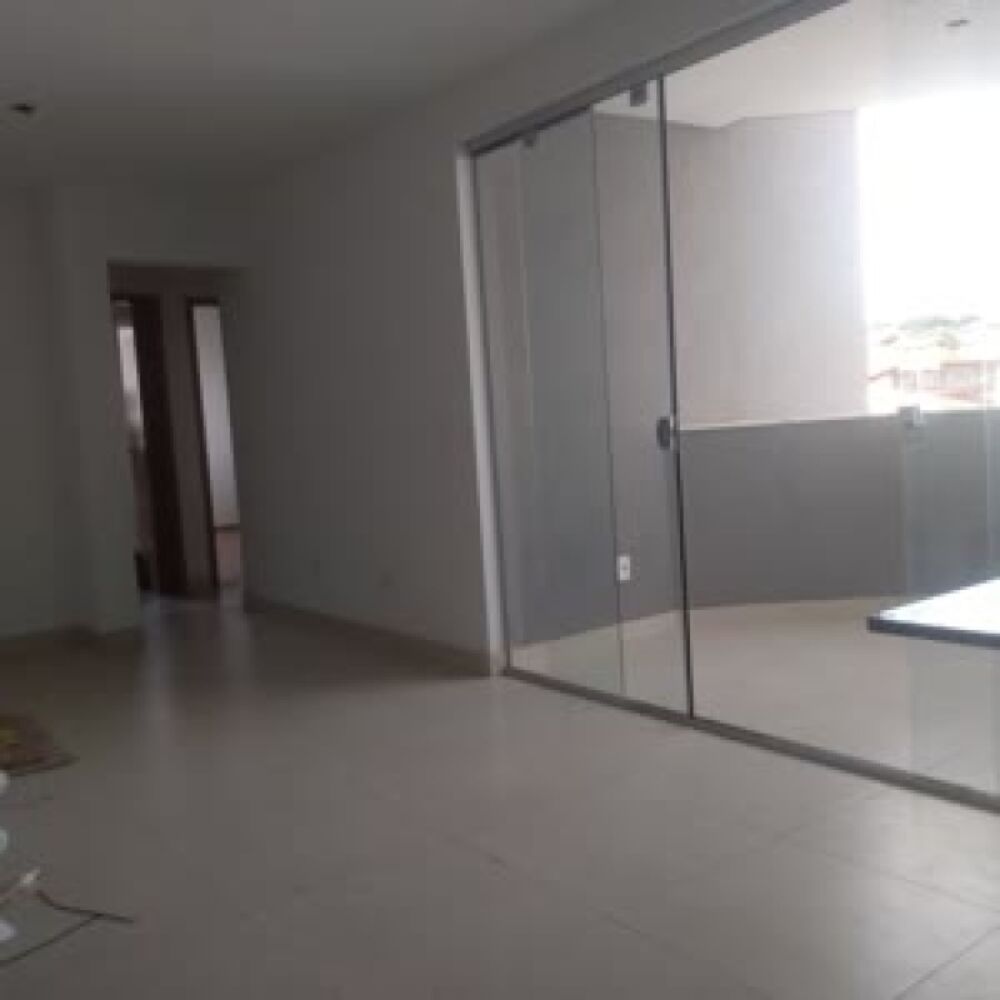 Apartamento à venda com 3 quartos, 69m² - Foto 1