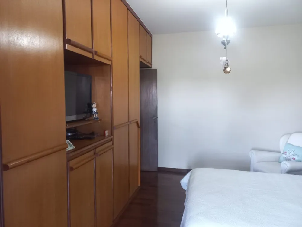 Casa, 4 quartos, 340 m² - Foto 8
