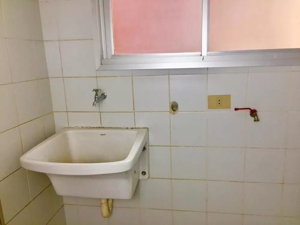 Apartamento à venda com 2 quartos, 80m² - Foto 18