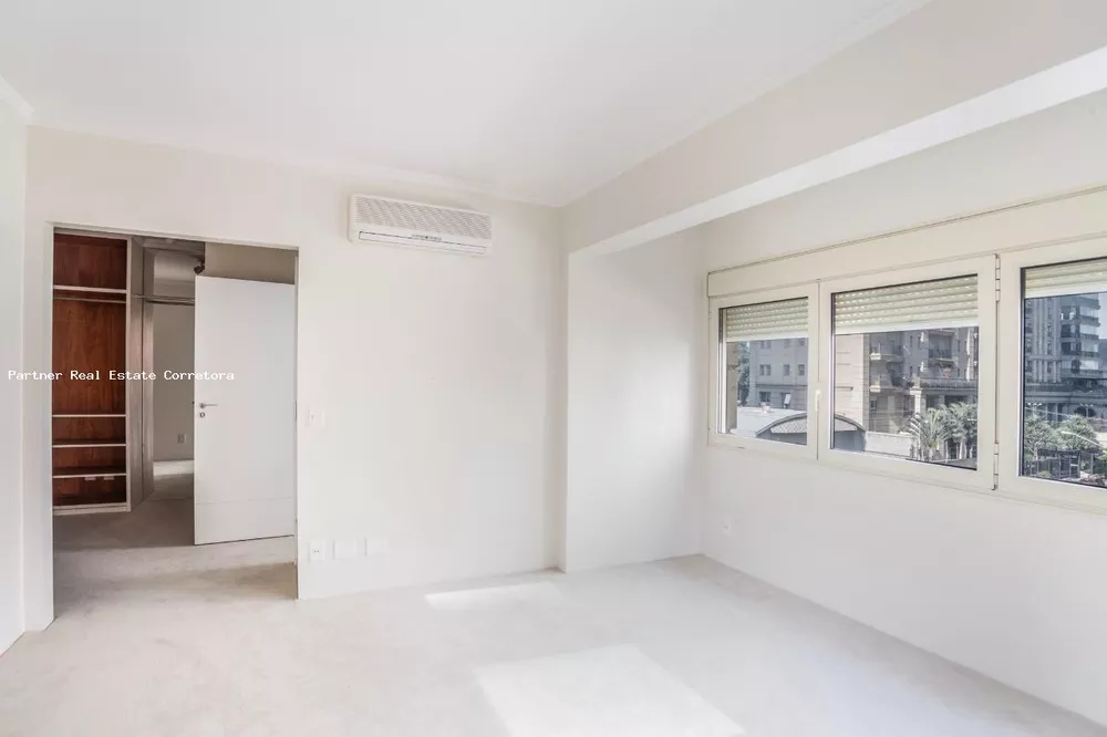 Apartamento à venda com 3 quartos, 306m² - Foto 16