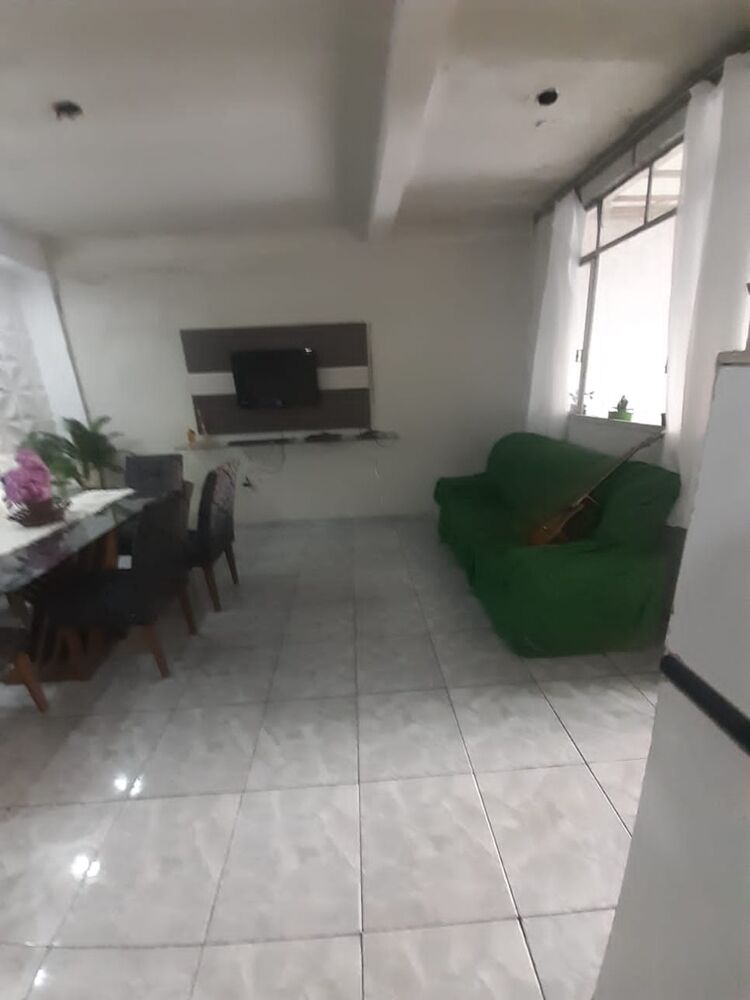 Casa à venda com 3 quartos, 120m² - Foto 2