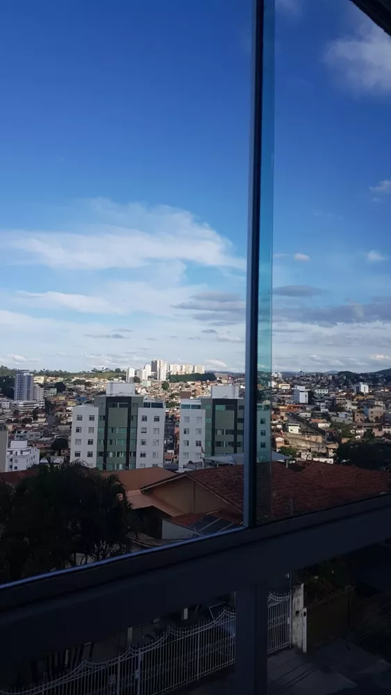 Apartamento à venda com 3 quartos, 150m² - Foto 4