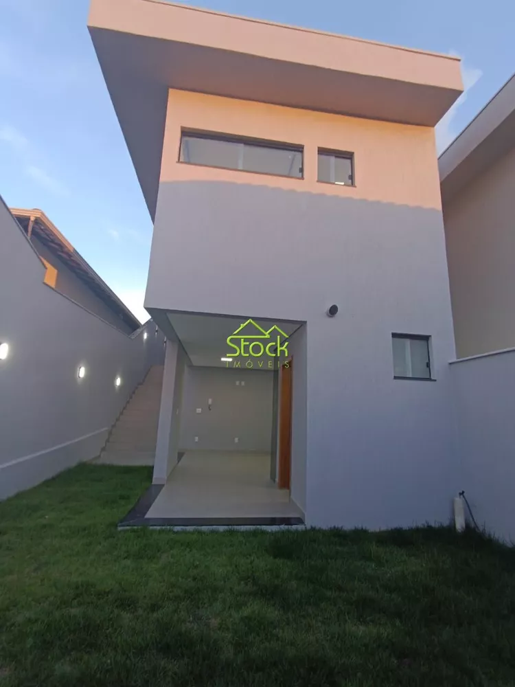 Casa à venda com 3 quartos, 180m² - Foto 16