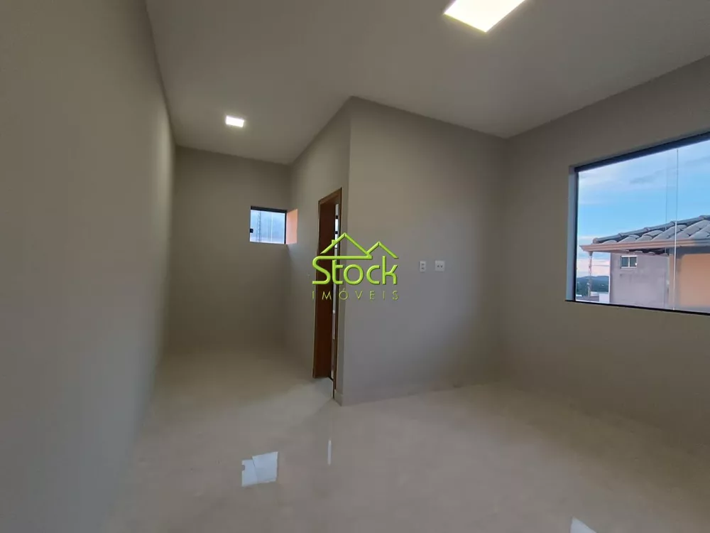 Casa à venda com 3 quartos, 180m² - Foto 5